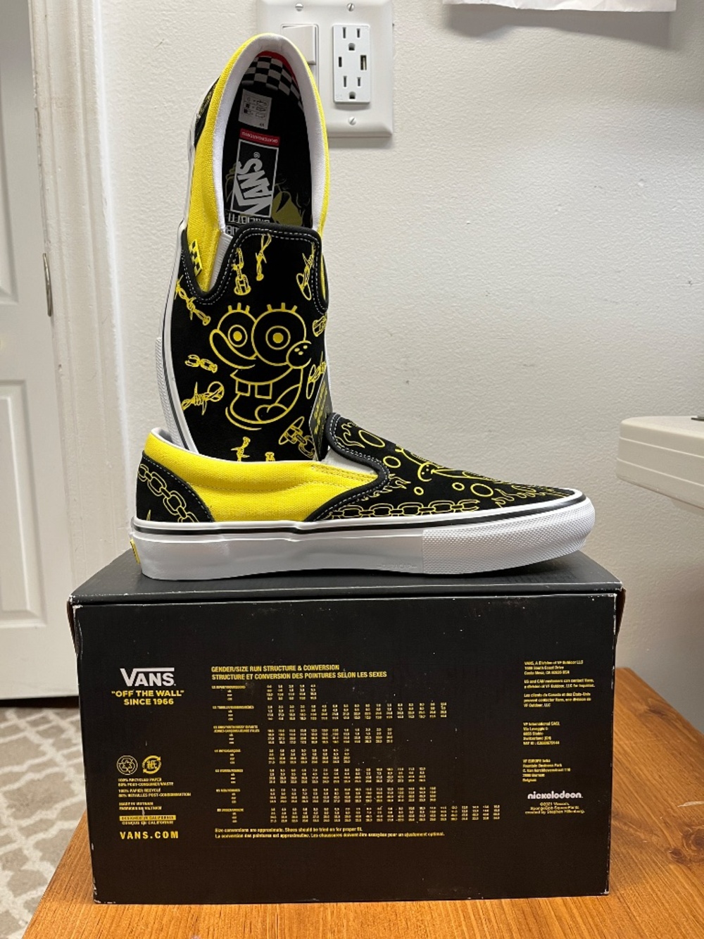 NWT Men's VANS "Off The Wall"  [Spongebob Gigliotti]  Skateboard Slip-ons 8.5 - Picture 9 of 16